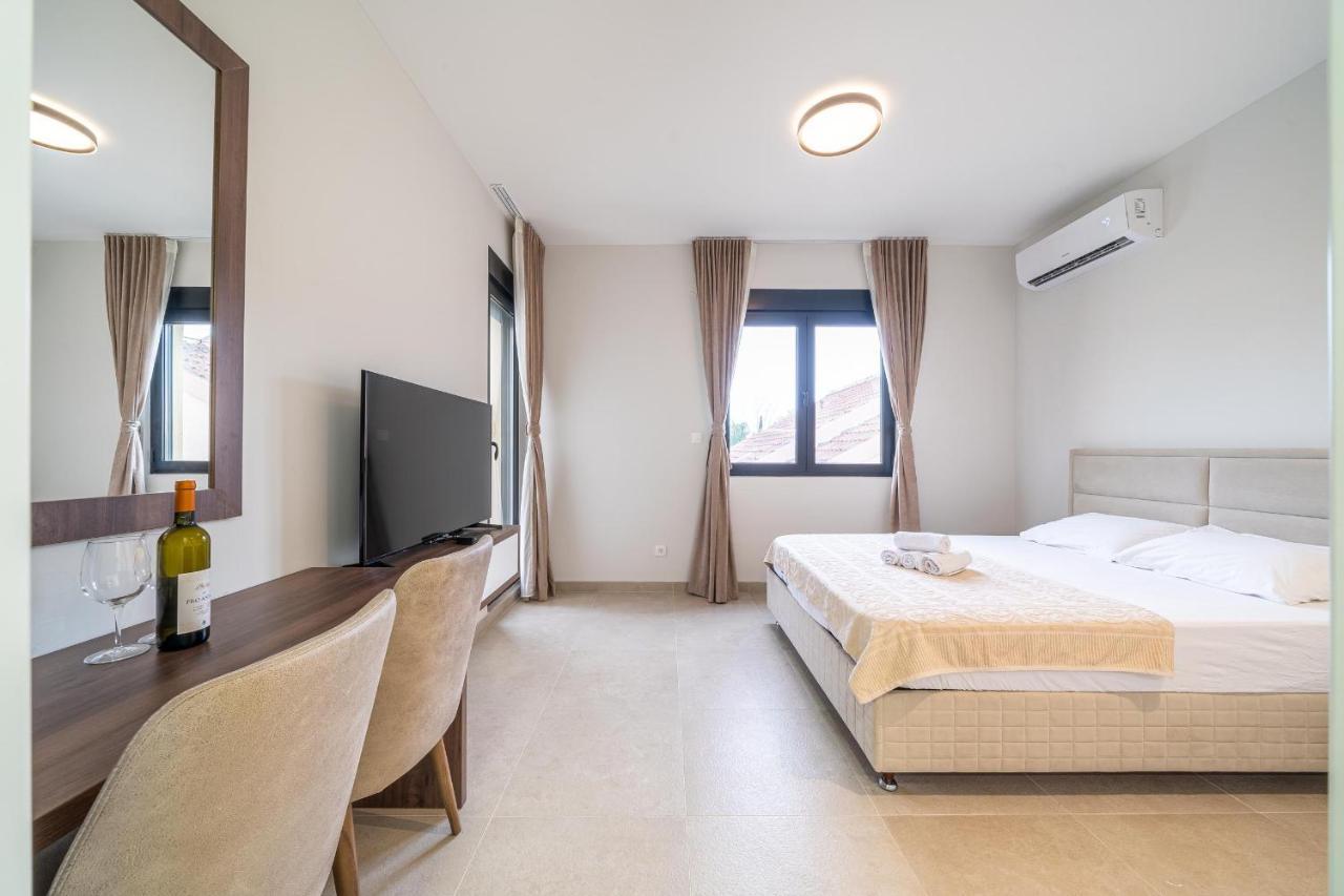 Studio Apartment N2 Tivat Exterior photo